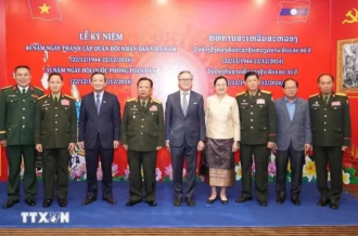 Laos ceremony recalls 80-year history of Vietnamese army